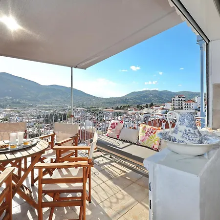 Alexandras Traditional House In Centre Skopelos Town
